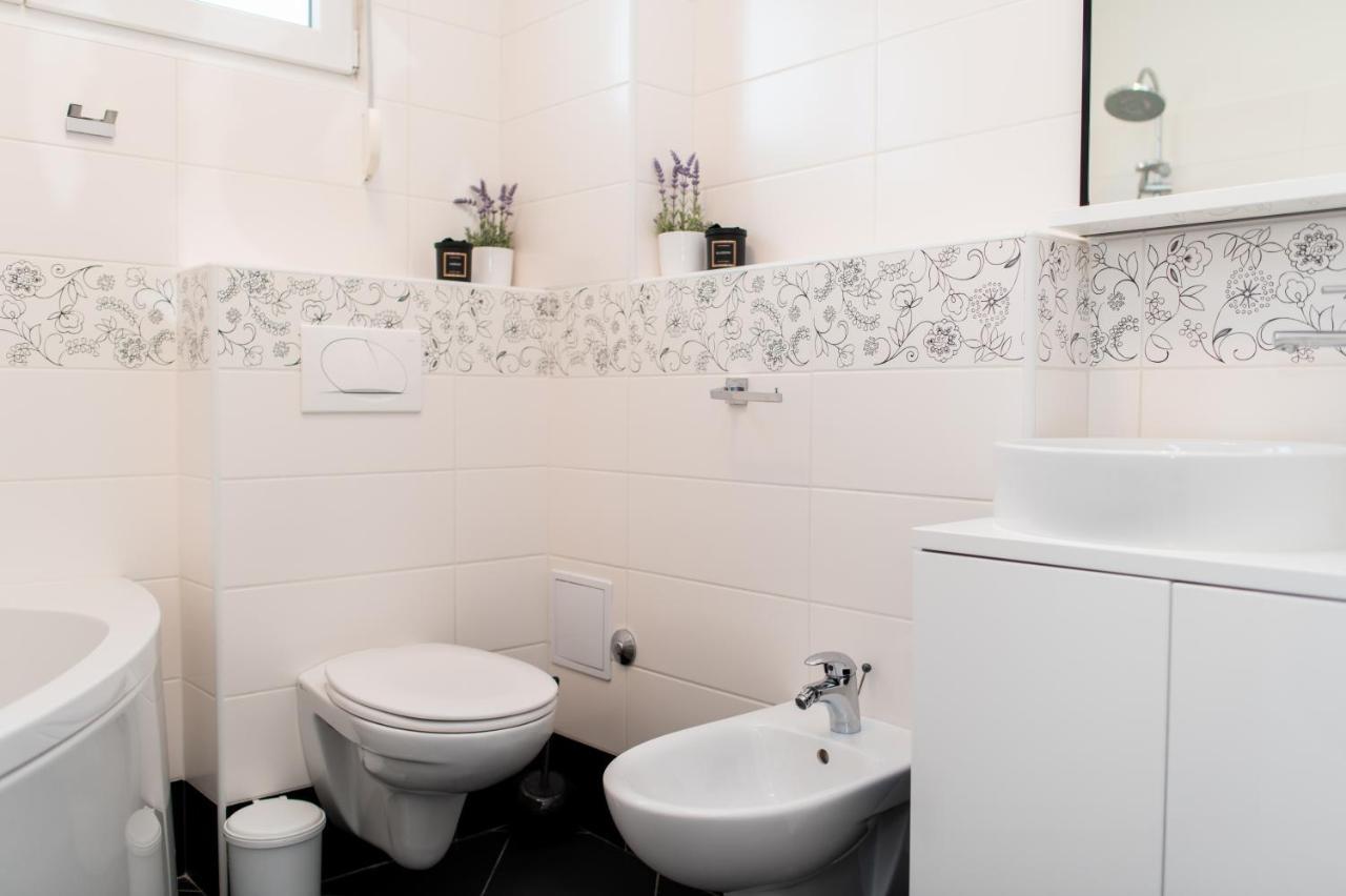 Salvia Apartment With Private Jacuzzi Split Exterior foto