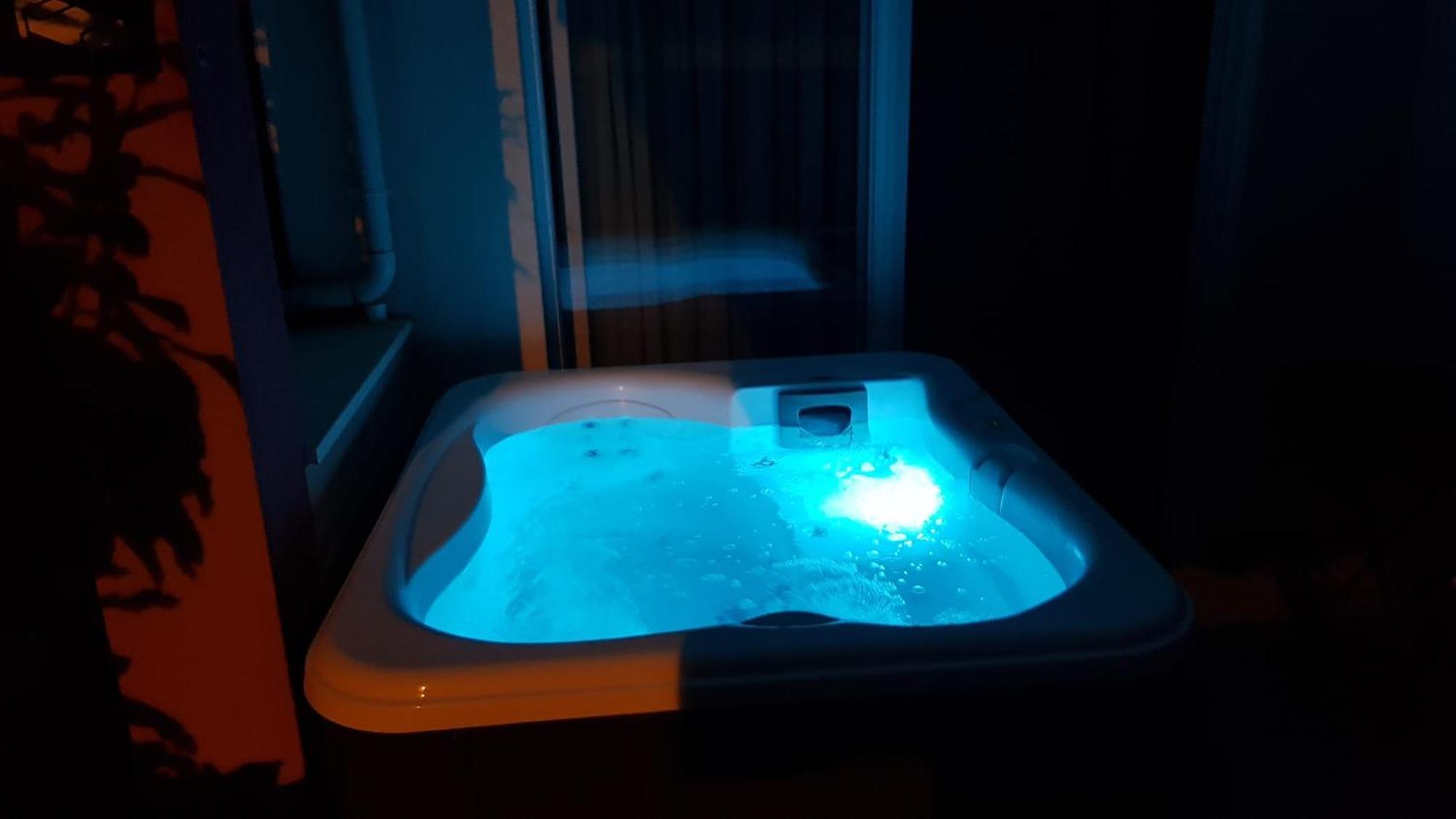 Salvia Apartment With Private Jacuzzi Split Exterior foto
