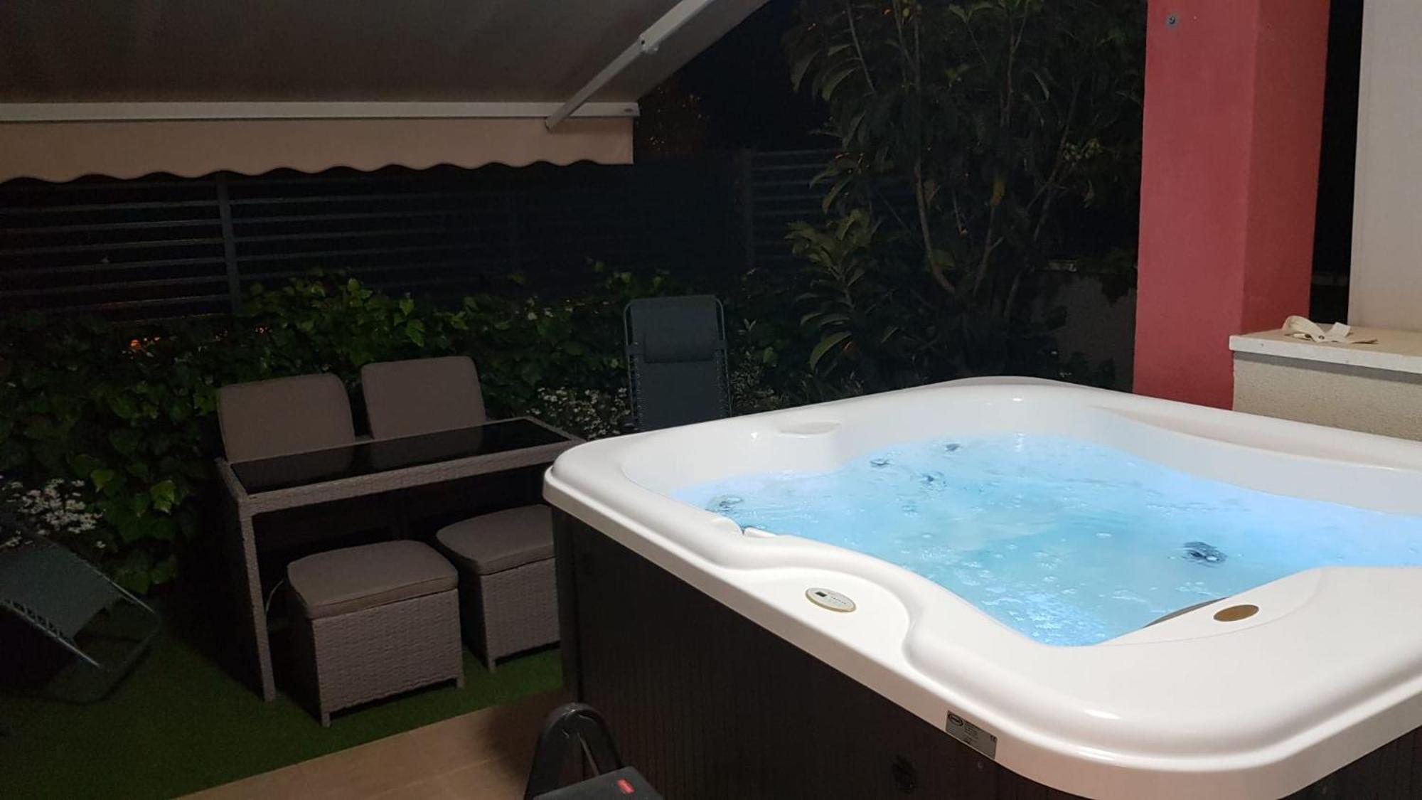 Salvia Apartment With Private Jacuzzi Split Exterior foto