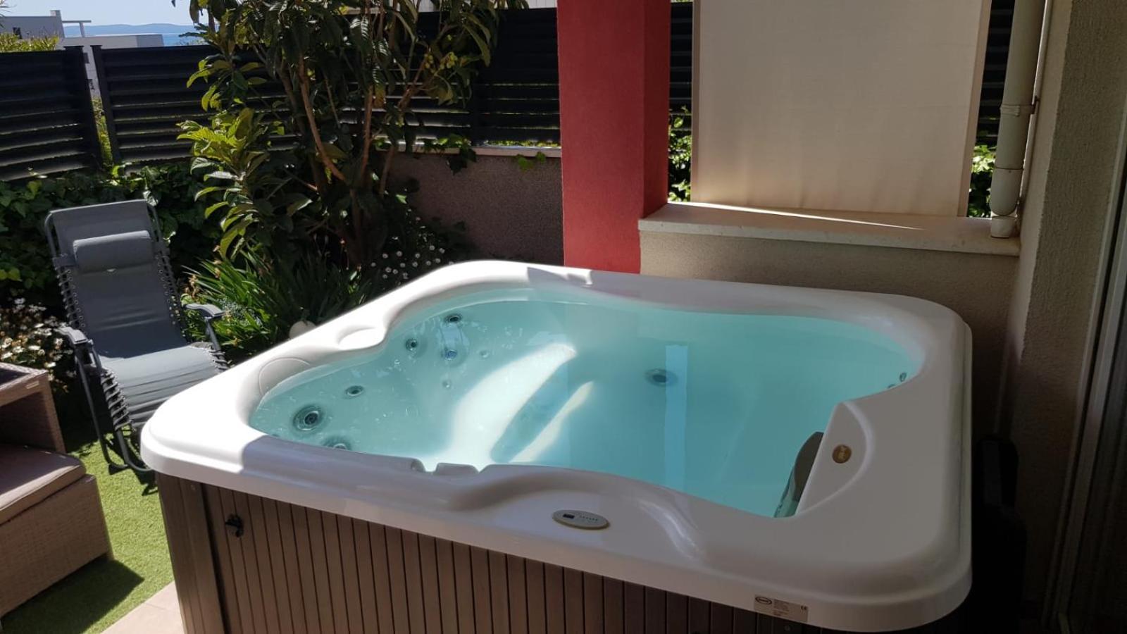Salvia Apartment With Private Jacuzzi Split Exterior foto